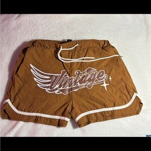 Brown, vintage shorts from SHEIN.